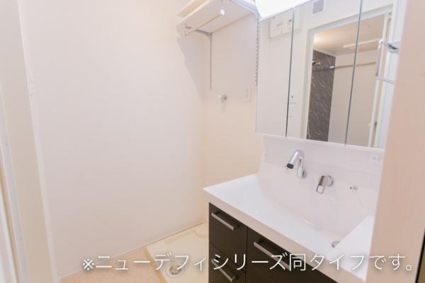 南アルプス市小笠原のアパート