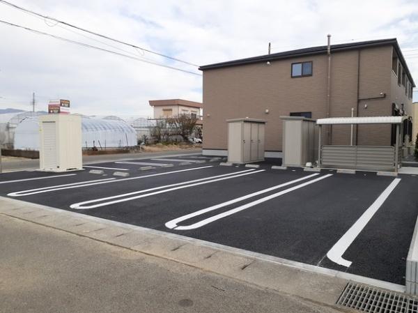 中央市山之神のアパート