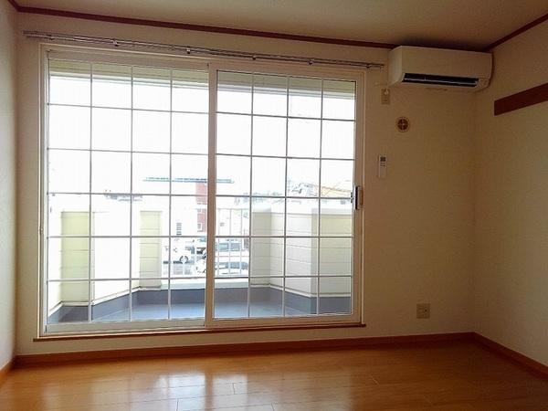 甲府市堀之内町のアパート