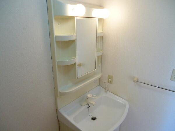 甲斐市富竹新田のアパート