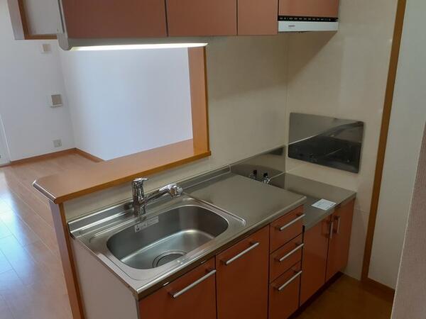 甲府市国母８丁目のアパート