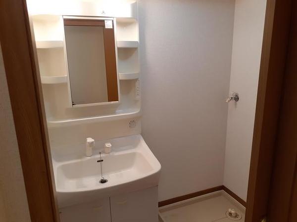 甲府市住吉４丁目のアパート