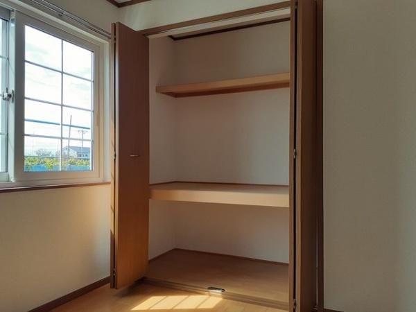 笛吹市石和町中川のアパート