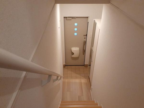 韮崎市藤井町坂井のアパート