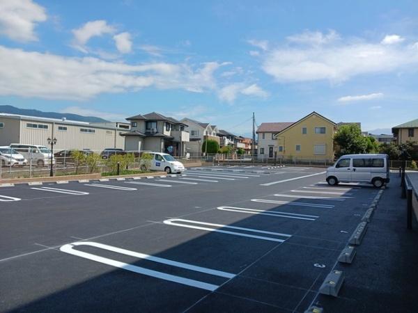 甲府市青葉町のアパート