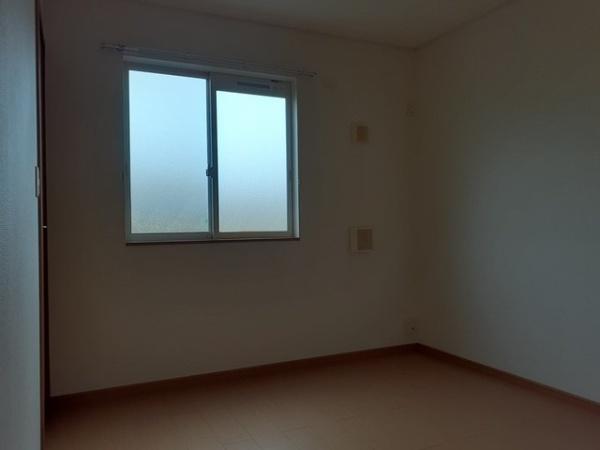 南アルプス市西南湖のアパート