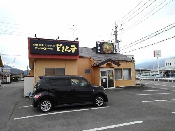 南アルプス市西南湖のアパート