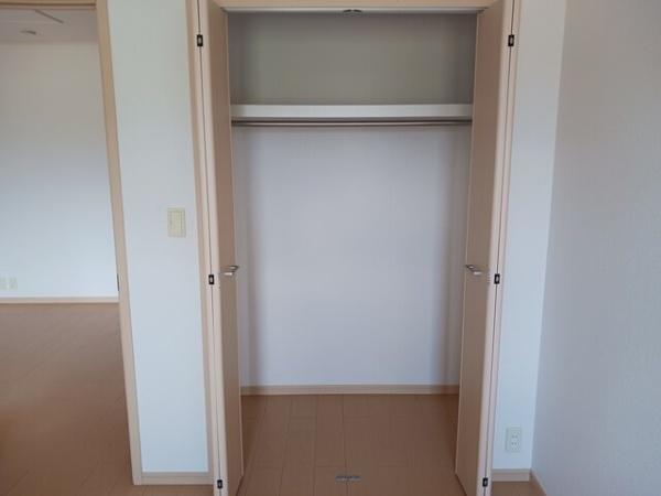 南巨摩郡富士川町長澤のアパート