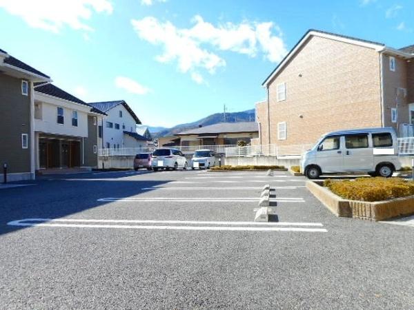 南巨摩郡富士川町長澤のアパート