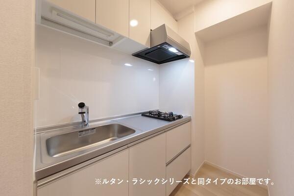 ヒカルサ　甲府城東