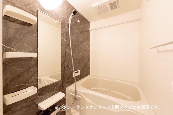 ヒカルサ　甲府城東