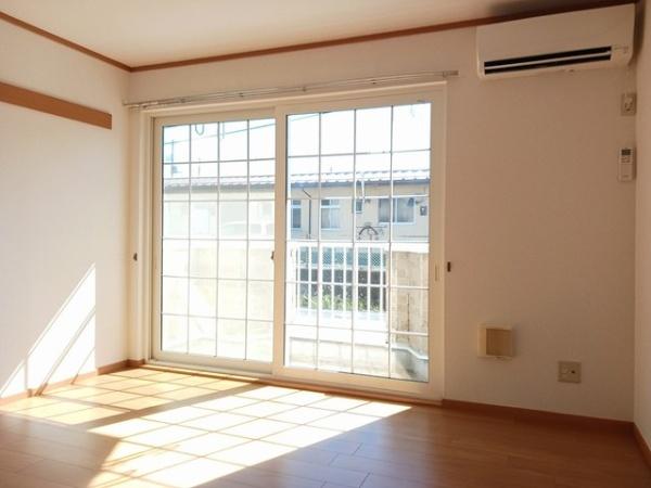 南アルプス市上宮地のアパート