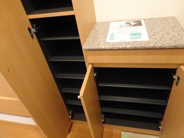 甲斐市西八幡のマンション