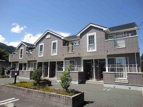 南アルプス市上宮地のアパート