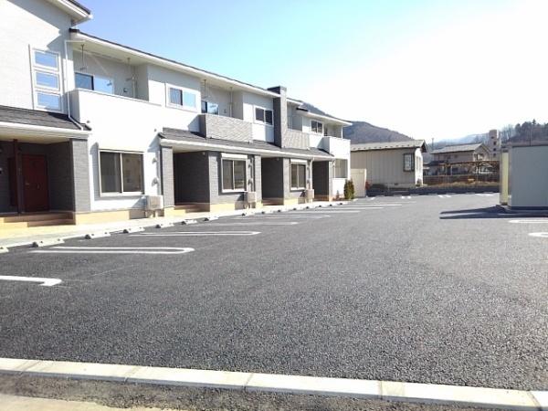 都留市古川渡のアパート