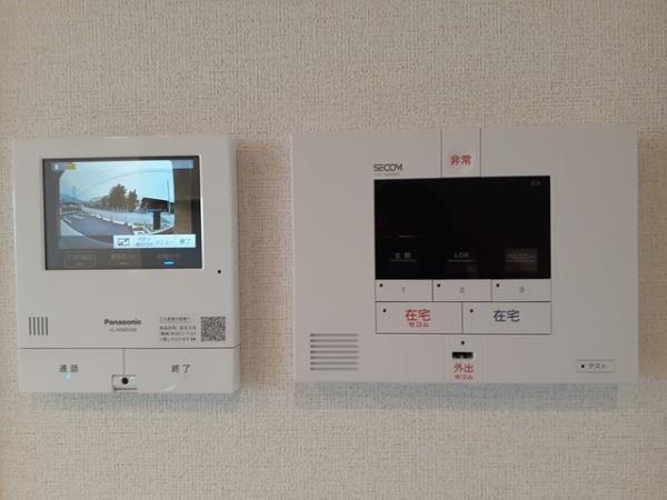 南アルプス市在家塚のアパート