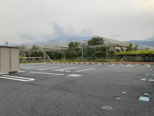 南アルプス市在家塚のアパート