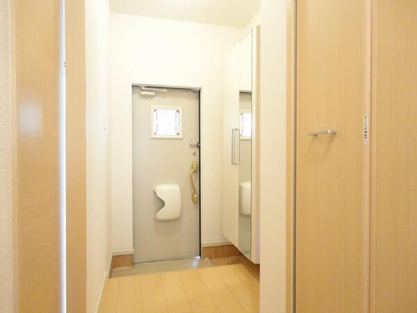 笛吹市石和町八田のアパート