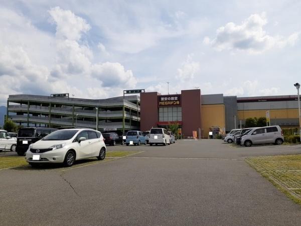 笛吹市石和町八田のアパート