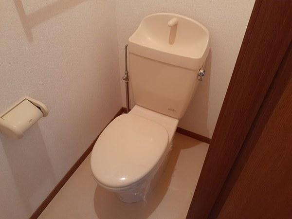 甲府市下小河原町のアパート
