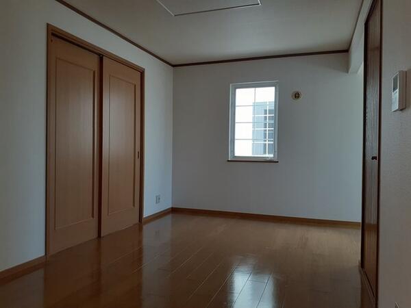 甲府市堀之内町のアパート