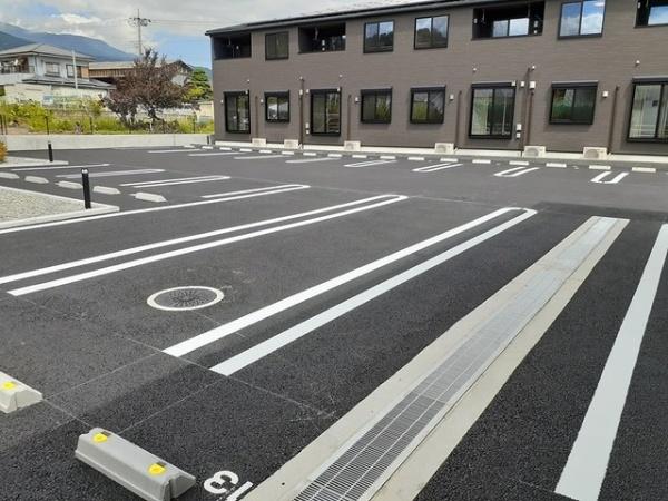 南アルプス市小笠原のアパート