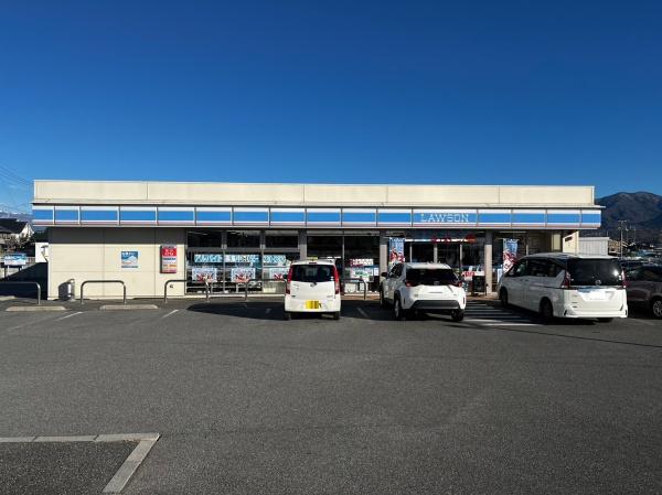 グリシーヌＷＥＳＴ(ローソン甲府上今井町南店)