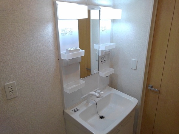 甲府市上石田２丁目のアパート