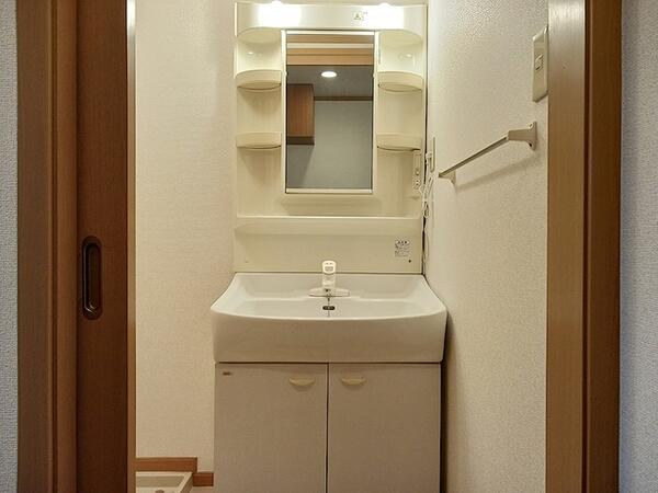 南アルプス市浅原のアパート