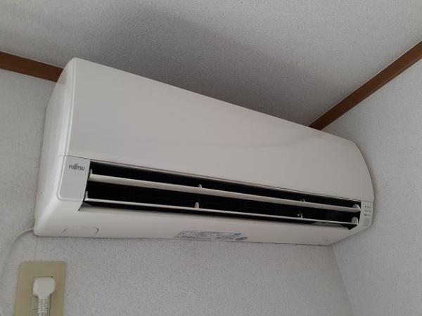 中央市布施のアパート