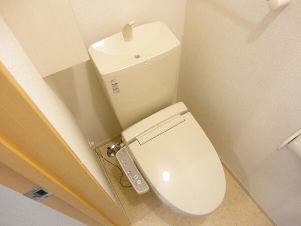 甲府市国母３丁目のアパート