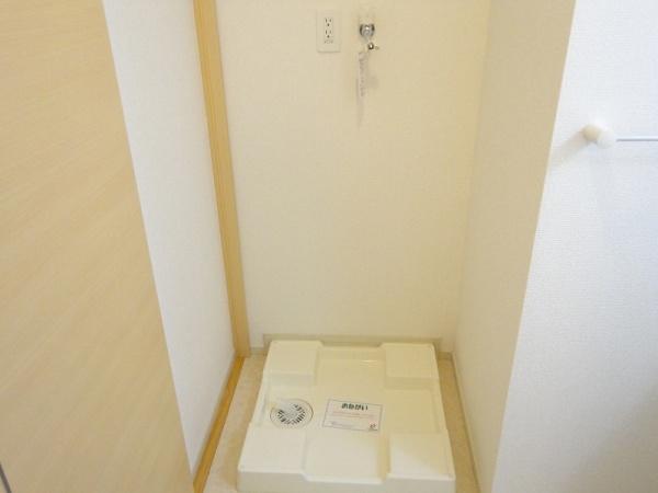 中巨摩郡昭和町清水新居のアパート