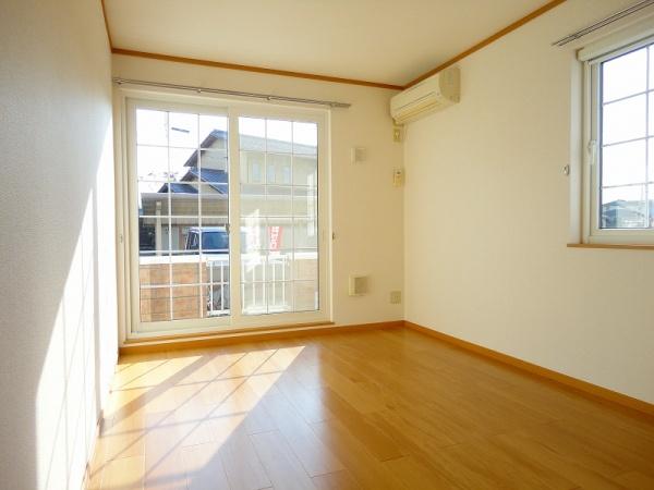甲府市七沢町のアパート