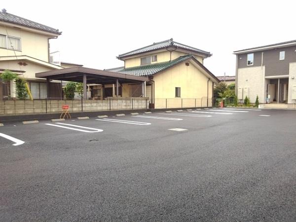 甲府市高畑１丁目のアパート