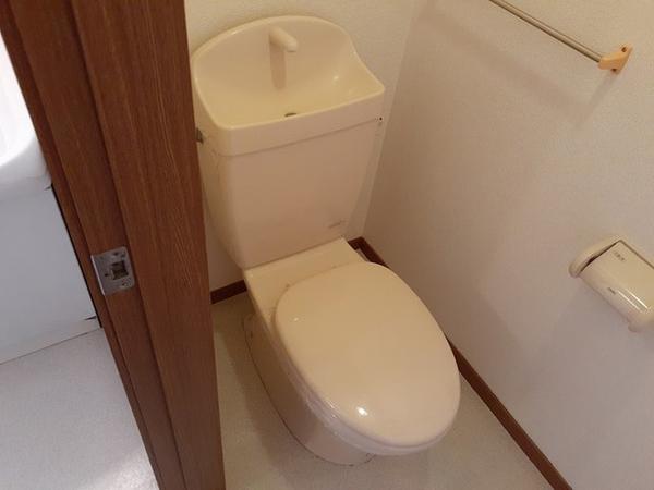 甲府市中小河原町のアパート