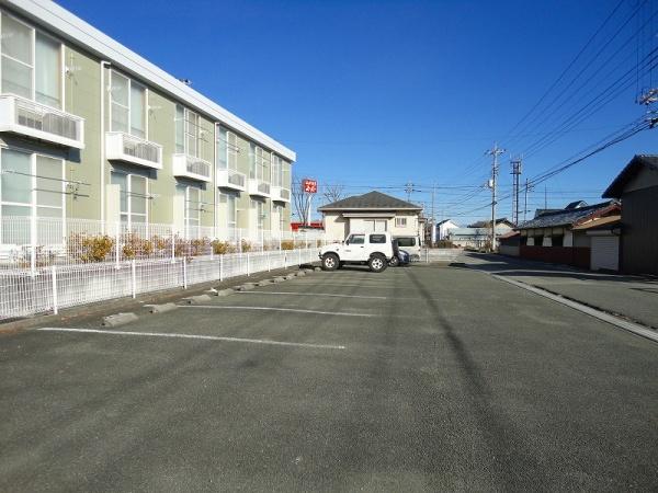 南アルプス市桃園のアパート