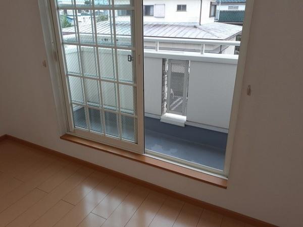 中巨摩郡昭和町築地新居のアパート