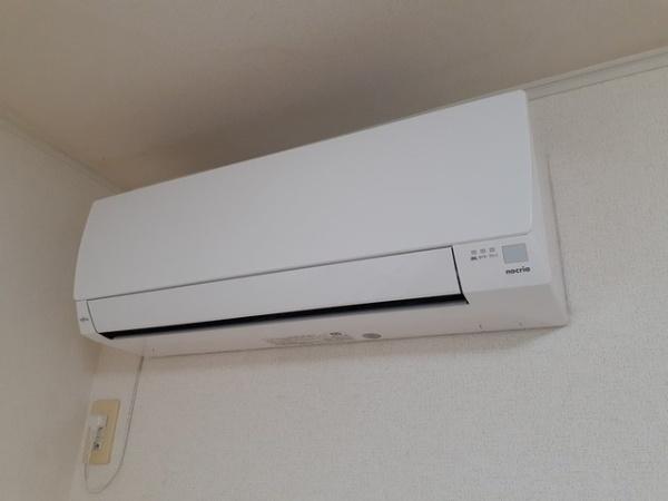 中巨摩郡昭和町築地新居のアパート