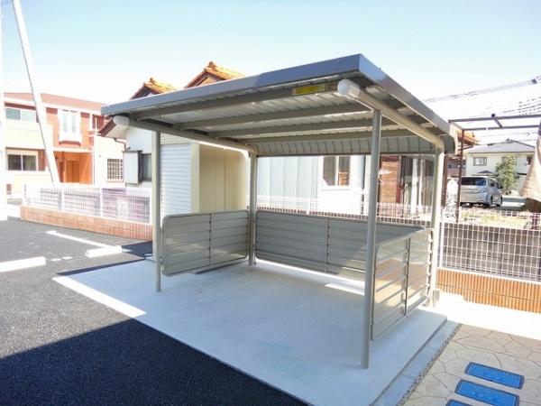 中央市東花輪のアパート