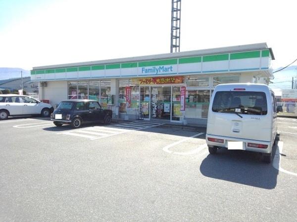 中央市東花輪のアパート