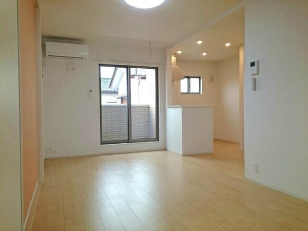 甲府市上石田２丁目のアパート