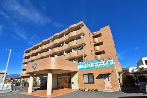 甲府市徳行５丁目のマンション