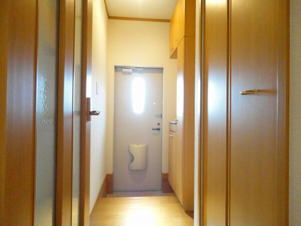 韮崎市大草町若尾のアパート