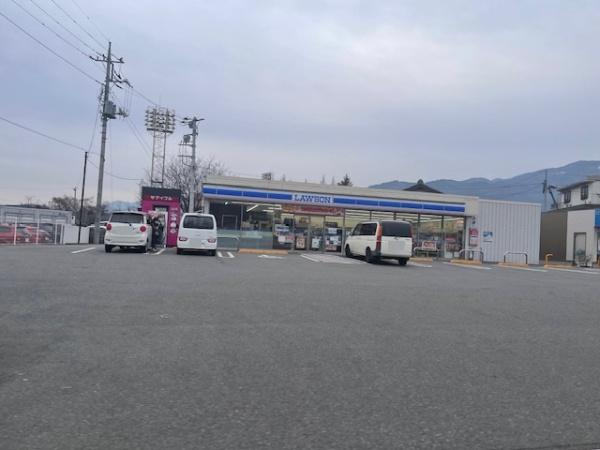 韮崎市大草町若尾のアパート(ローソン韮崎本町四丁目店)