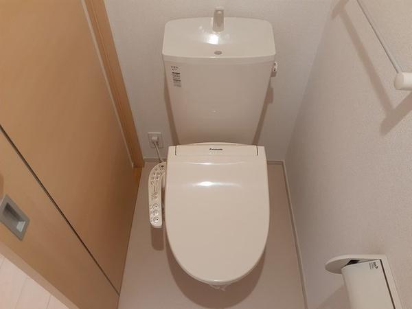 甲府市青葉町のアパート