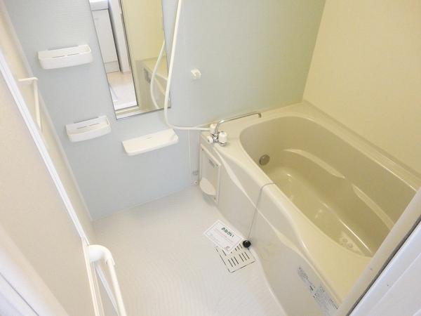 甲斐市富竹新田のアパート