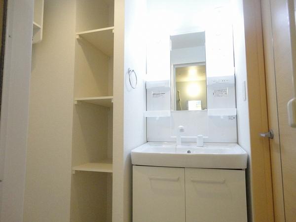 甲斐市富竹新田のアパート