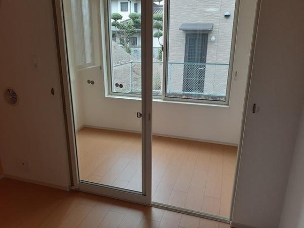 中巨摩郡昭和町築地新居のアパート