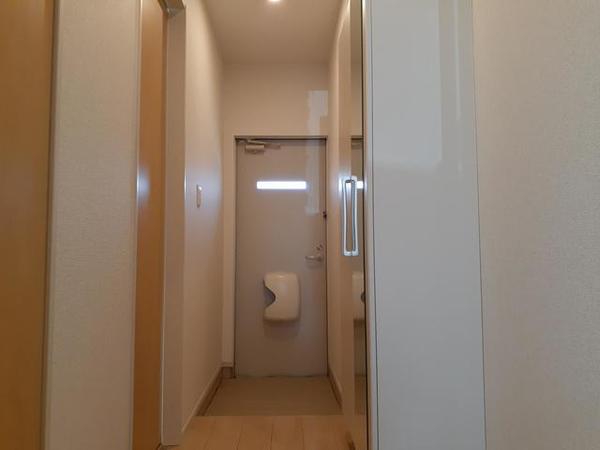 甲府市中小河原町のアパート