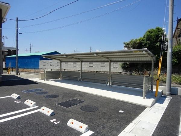 中央市布施のアパート